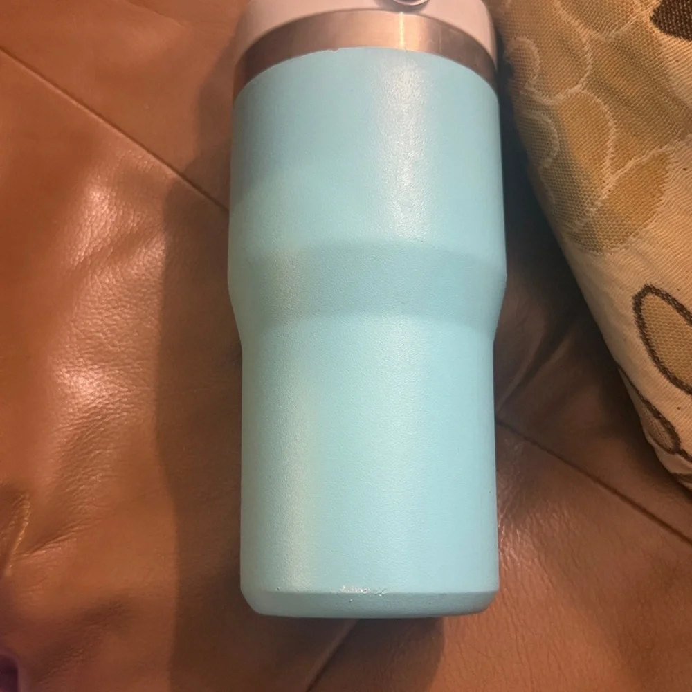 STANLEY The Iceflow Flip straw 20 ounce tumbler - Picture 12 of 14